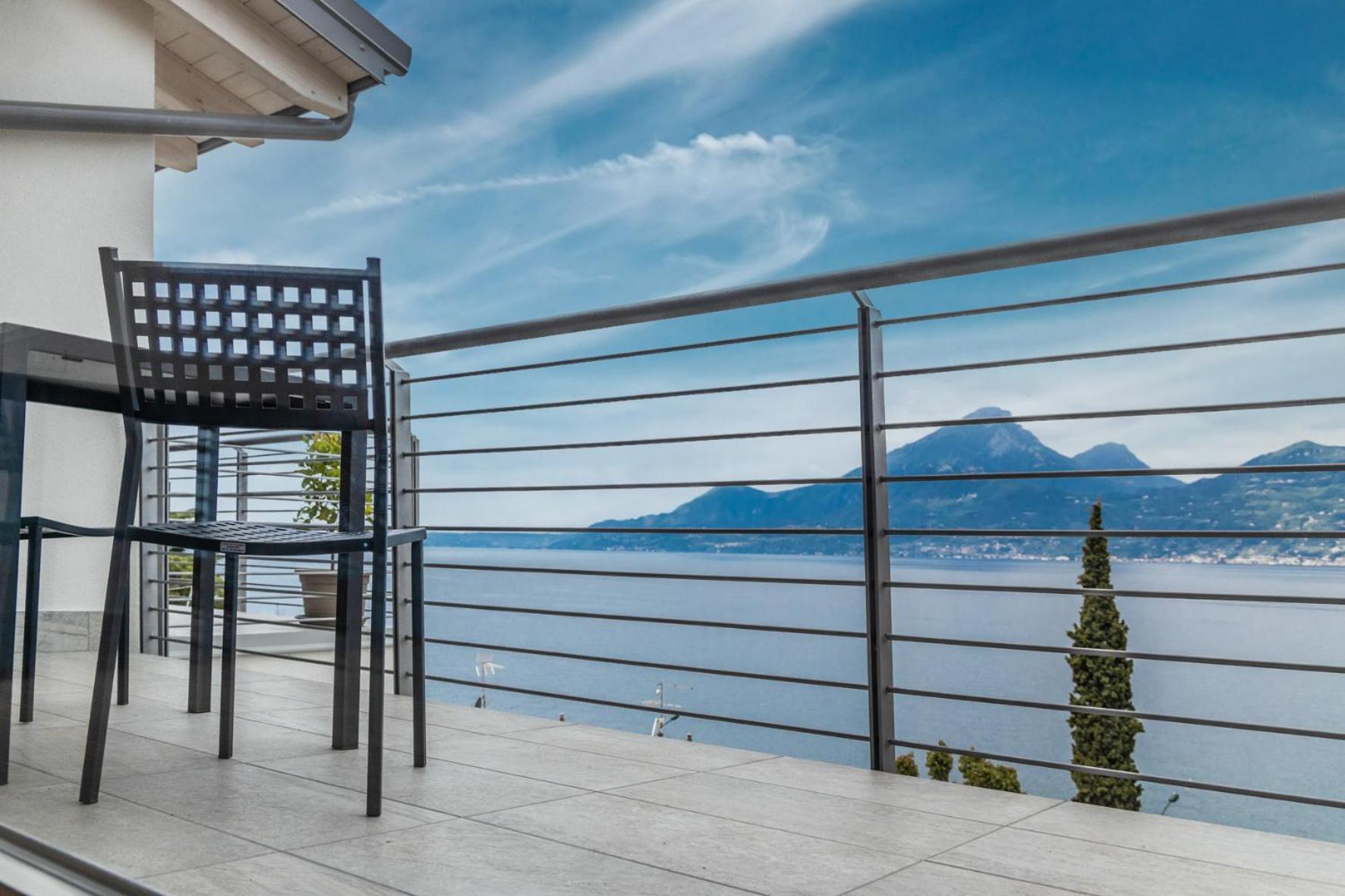 Residence Solei Classic & Plus Brenzone sul Garda Exterior foto