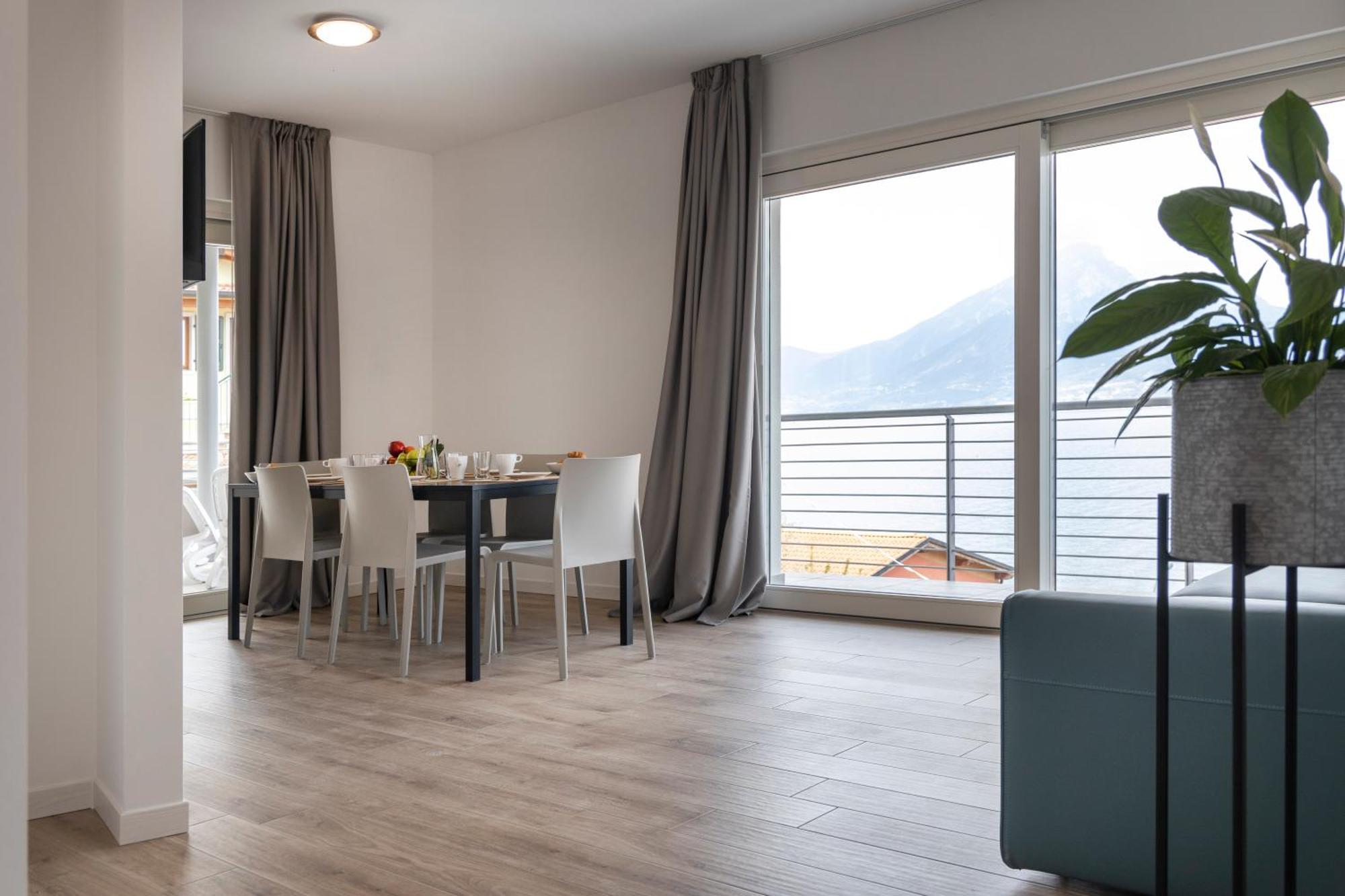 Residence Solei Classic & Plus Brenzone sul Garda Exterior foto