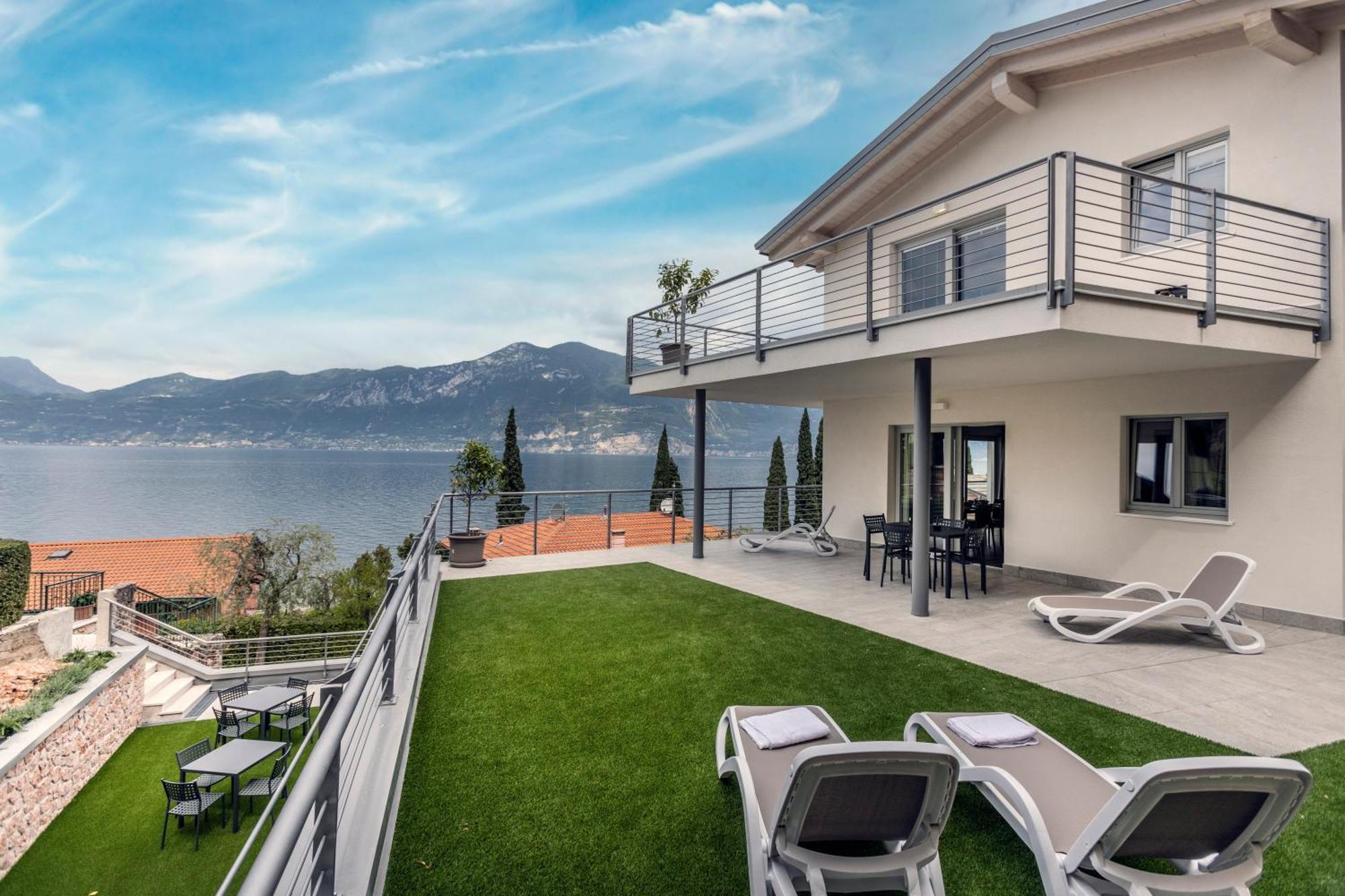 Residence Solei Classic & Plus Brenzone sul Garda Exterior foto